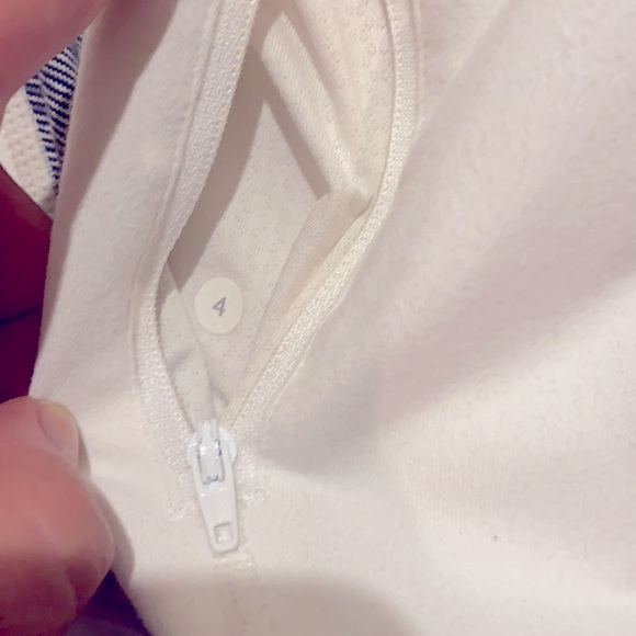 Lululemon in stride jacket white - Picture 5 of 6